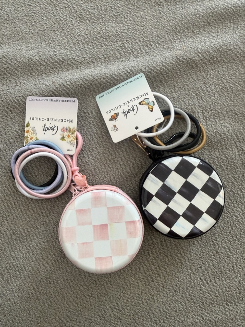 Loopy by Kelsyus Pink Checker Round Hair Tie Case with Elastic Bands